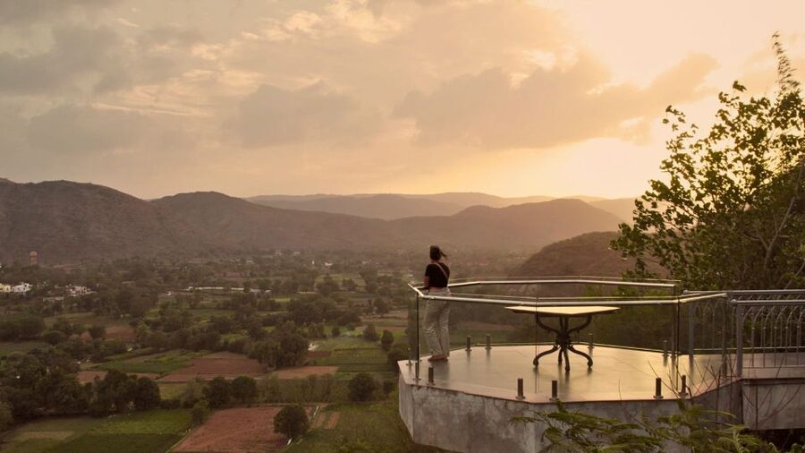 Experience Luxury: Private Museum, Vintage Car Ride - How much value do you get for $104?