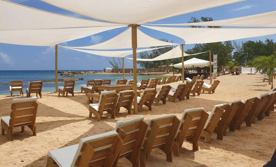 Falmouth: Dunn’s River Falls & Bamboo Beach Club VIP Access - Making the most of the 330-minute schedule