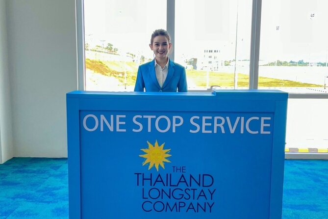 Fast Track with Private Butler at Suvarnabhumi Airport - Meeting your assistant at the aircraft exit