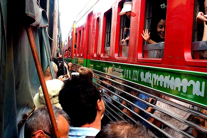 Floating & Railway Market and Coconut Farm Tour [Optional Luxury] - Guides can make or break the experience