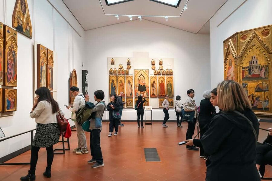 Florence: Uffizi Gallery Reserved-Entry VIP Tour - Key points to know before you book