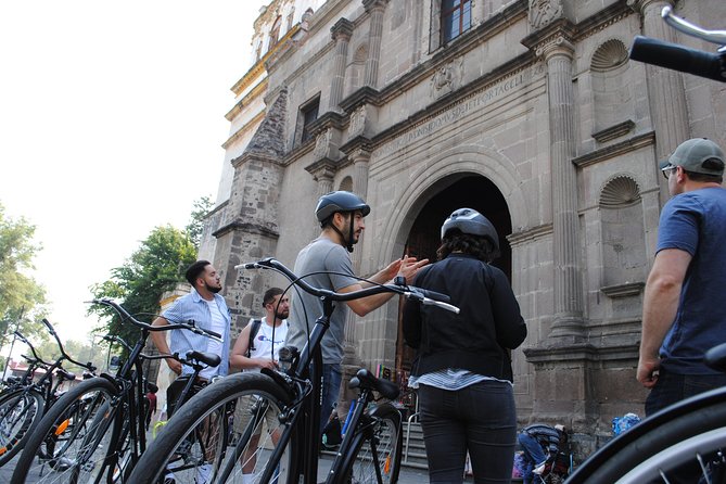 Frida Kahlo VIP [Museum Tickets Included] Bike, Markets & Churros - Entering Casa Azul with VIP admission