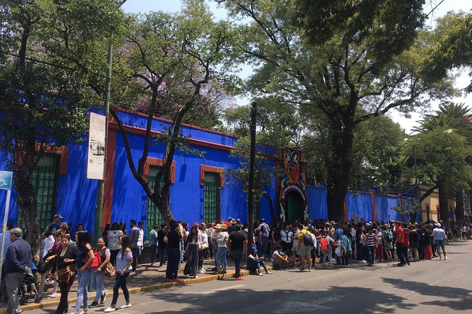 Frida Kahlo VIP [Museum Tickets Included] Bike, Markets & Churros - Timing, meeting details, and the small practical catches