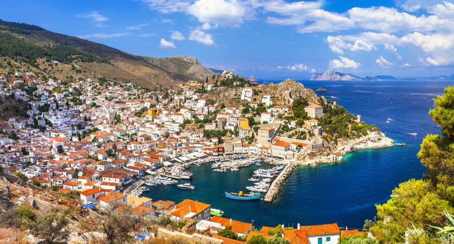 From Athens: Saronic Islands Full-Day Cruise with VIP Seats - Timing, weather, and practical tradeoffs