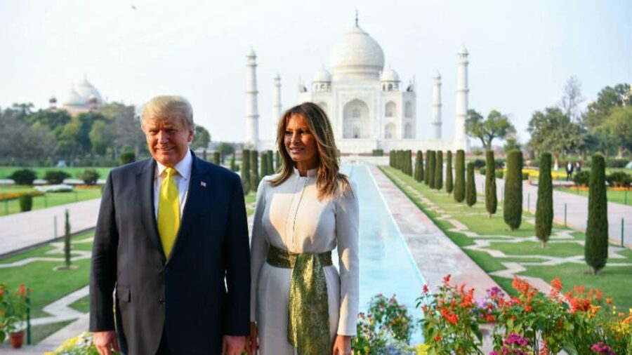 From Delhi: Deluxe Taj Mahal and Agra tour with Luxury Cars - Key points to know before booking