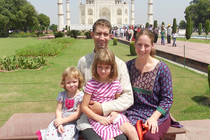 From Delhi: Luxury Group tour of Agra by Car- TOP RATED TOUR - Agra Fort and the Mughal court