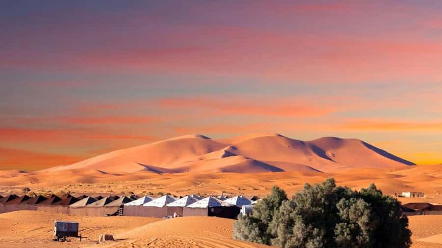 From Fes: 2-Day Merzouga Desert Trip w/Luxury Tent & Dinner - Midelt lunch and the route into the desert