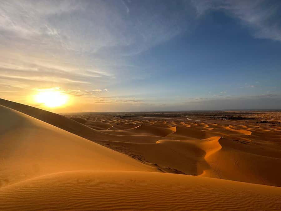 From Fes: 3-Day Luxury Desert Tour to Marrakech via Merzouga - Food, comfort, and what to pack