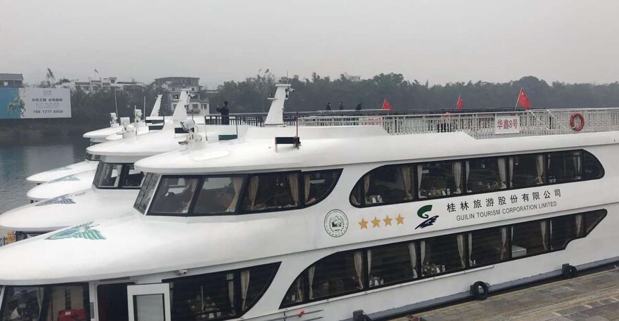 From Guilin: 4 Star Luxury Li River Cruise with Buffet Lunch - Four hours among karst peaks and village life