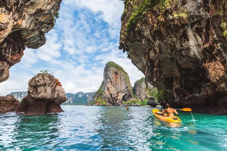 From Hanoi: Ha Long Bay 1 Day Tour With A Luxury Cruise - Sunset tea on the return cruise