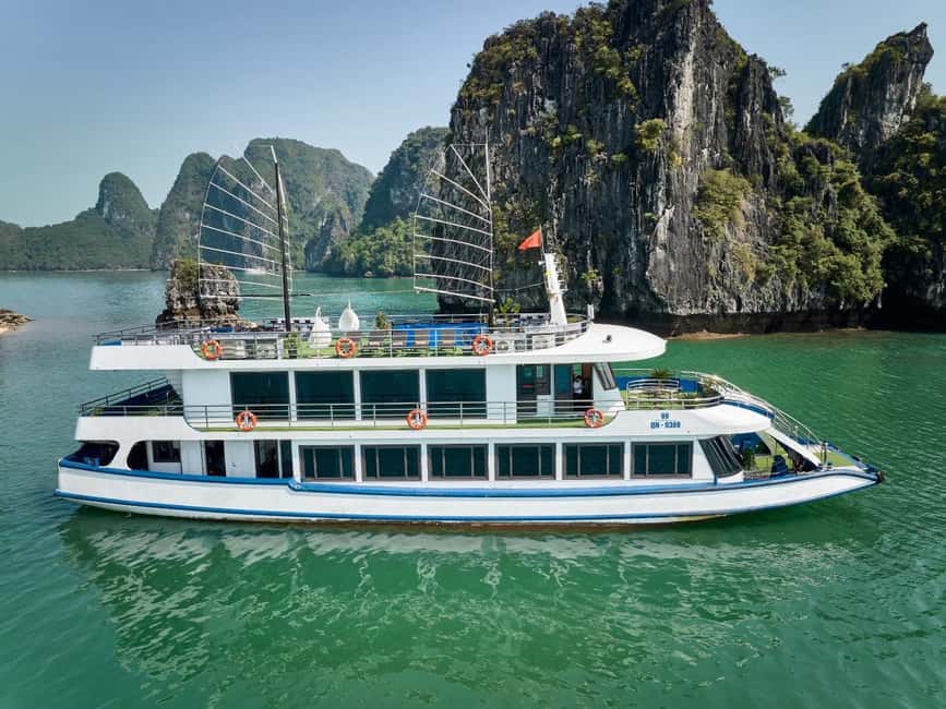 From Hanoi: Ha Long Bay 1 Day Tour With A Luxury Cruise - Cruising past Hon Trong Mai