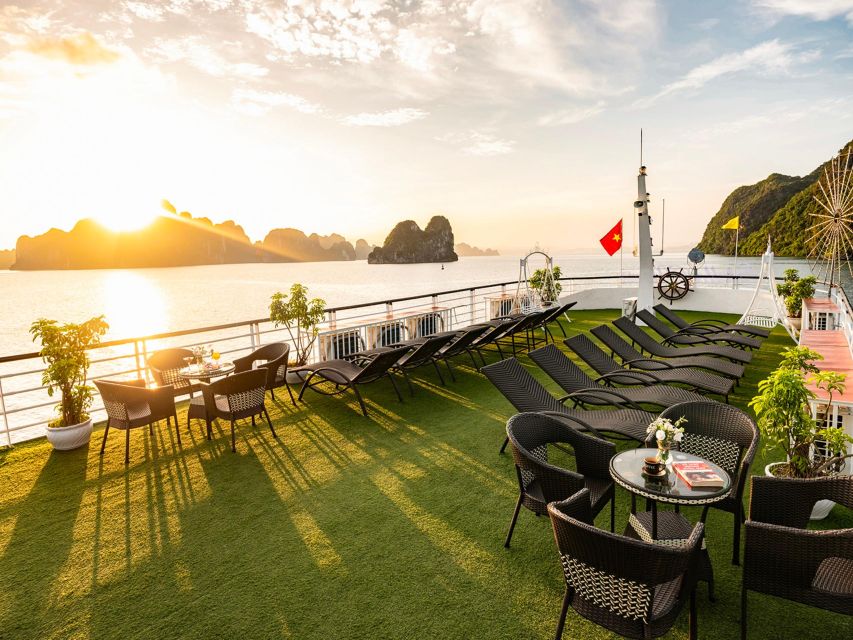 From Hanoi: Ha Long Bay Luxury Day Cruise with Buffet Lunch - Leaving Hanoi in a limousine