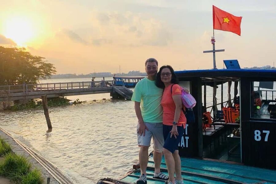 From Ho Chi Minh city: Luxury Mekong Full-Day Trip - The narrow canals by rowboat