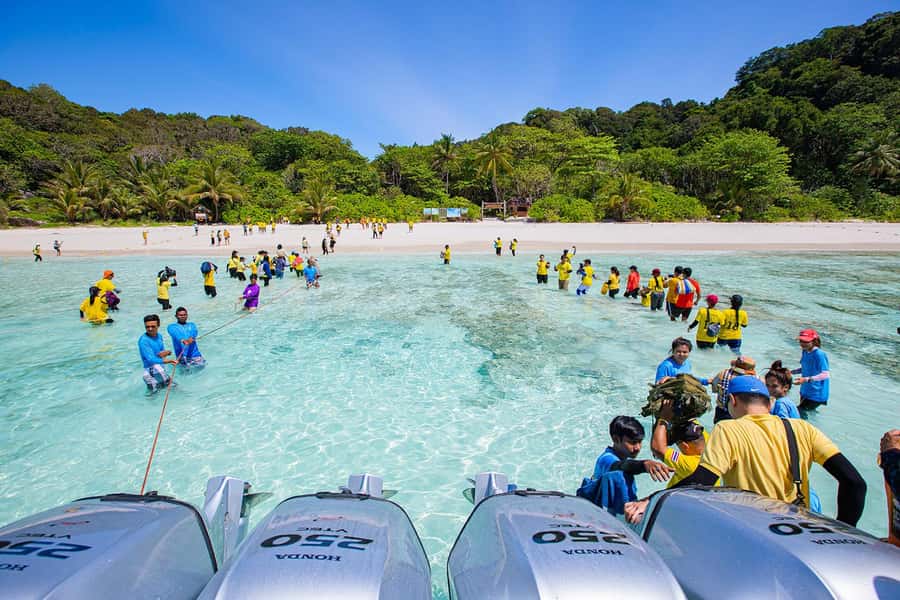 From Khao Lak: Similan Islands Day Trip by Luxury Catamaran - Koh Similan and the climb to Sailing Rock
