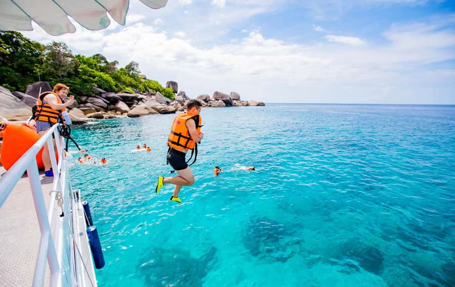 From Khao Lak: Similan Islands Day Trip by Luxury Catamaran - The return to Thap Lamu is part of the value