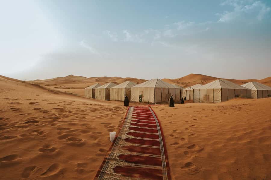 From Marrakech: 3-Day Luxury Desert Tour to Fes via Merzouga - Day Two: Todra Gorge and the Road to Merzouga