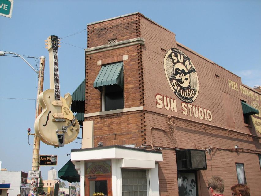 From Nashville: Memphis Tour with Graceland VIP Access - Who will get the most from the $329 price