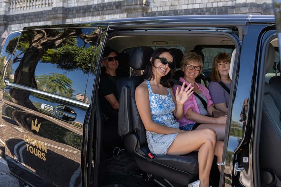 From Rome: Luxury Van Day Trip to Pompeii & Sorrento Lunch - Key points to know before booking