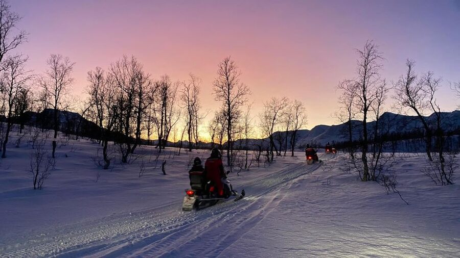 From Tromso: Eco Luxury Snowmobile Adventure to Lyngen Alps - Why the electric snowmobile makes a difference
