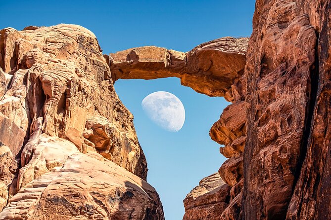 Full-Day Jeep Tour & Sleep in Luxury Tent with private Bathroom - Why this Wadi Rum tour works well