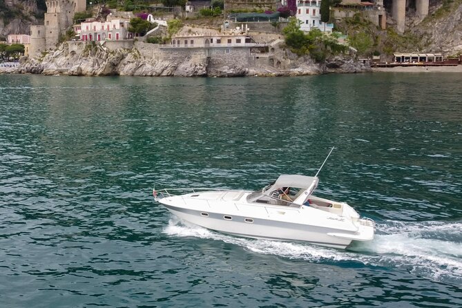 Full day luxury trip around Amalfi Coast and Capri - What comes with the charter