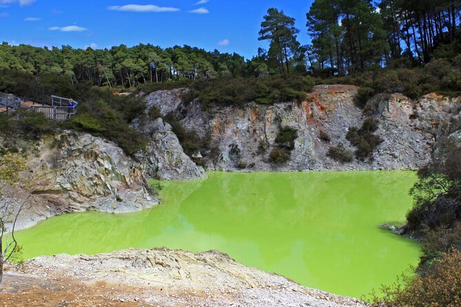 FULL DAY ROTORUA TOUR - Fully Customisable 13 hours Unlimited KMS - Taupo rewards a two-day plan