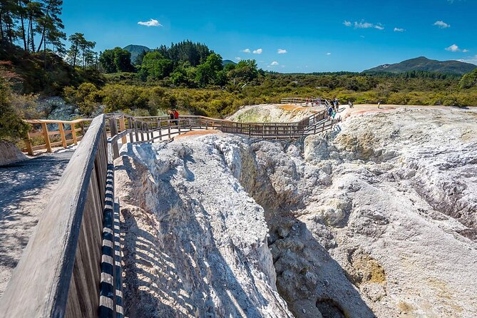 FULL DAY ROTORUA TOUR - Fully Customisable 13 hours Unlimited KMS - Blue Spring is a worthwhile detour