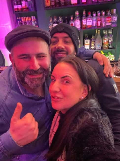 Fun explorers pub Crawl with 1 hour open bar and 3 VIP clubs - Who will enjoy this Krakow night