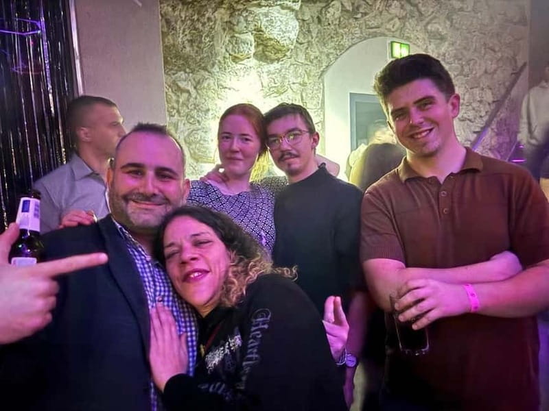 Fun explorers pub Crawl with 1 hour open bar and 3 VIP clubs - Should you book this Krakow pub crawl?