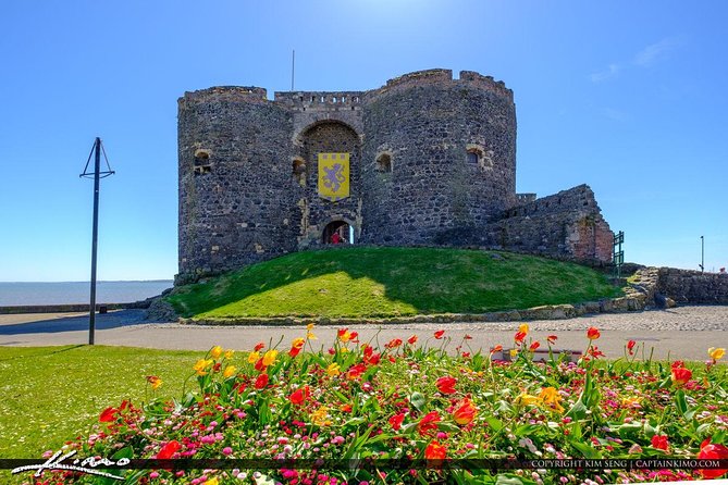 Giant's Causeway Tour from Belfast - Luxury Bus + Castles Tour - Starting in central Belfast at 9:00