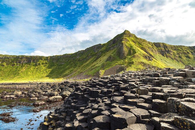 Giants Causeway Tour from Belfast + FREE Belfast Mural Tour - Key things to know before booking