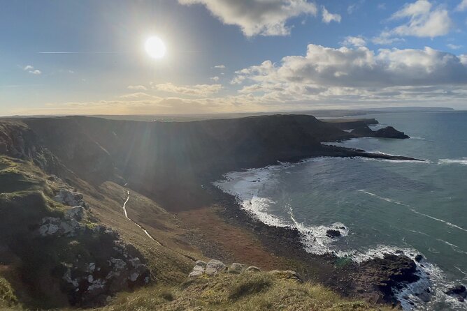Giants Causeway Tour from Belfast + FREE Belfast Mural Tour - Belfast murals and the peace walls