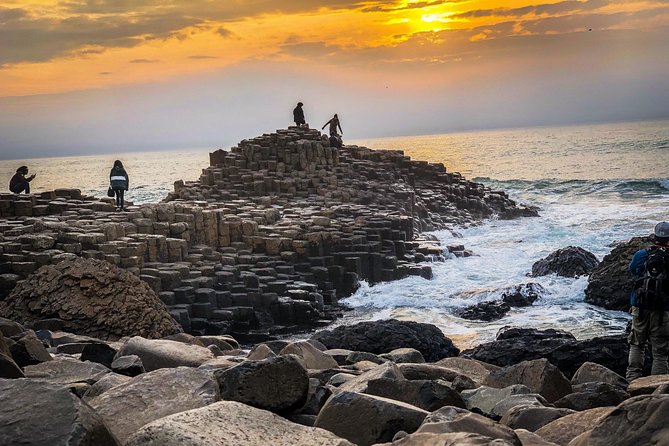 Giants Causeway Tour from Belfast + FREE Belfast Mural Tour - Giant’s Causeway: let the rocks tell the story