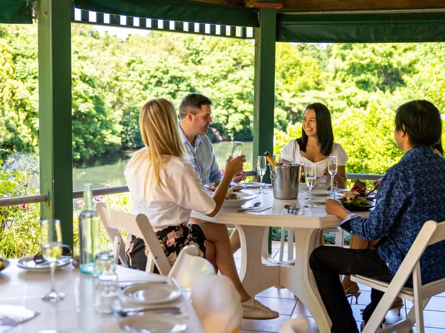 Gold Coast: Premium Wine Tour with Gourmet Lunch - Spirits at Tamborine Mountain Distillery