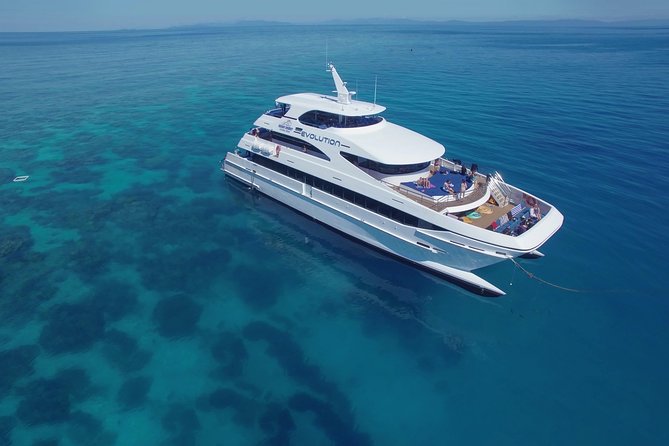 Great Barrier Reef Cruise - Gold Class VIP Lounge Package - Hastings Reef: a second chance to see the coral