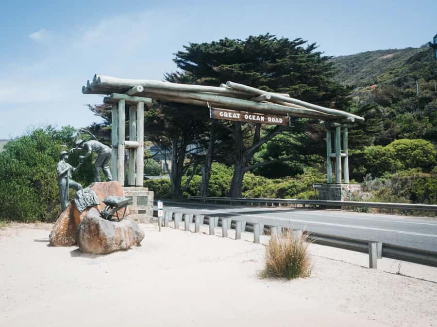 Great Ocean Road Tour PRIVATE LUXURY-FREE entry,hotel pickup - Great Otway National Park adds wildlife and forest