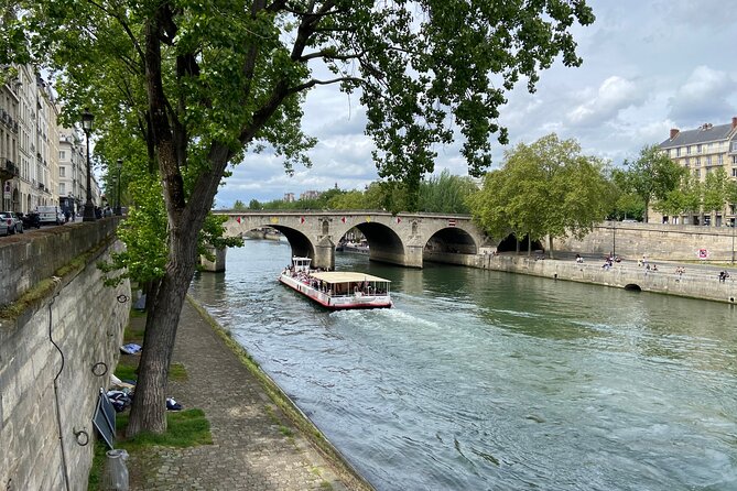 Guided Luxury Paris Day Trip with Optional Lunch at the Eiffel Tower - How much Paris can you really see?