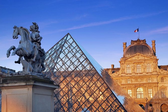 Guided Luxury Paris Day Trip with Optional Lunch at the Eiffel Tower - A first look at Paris from the coach