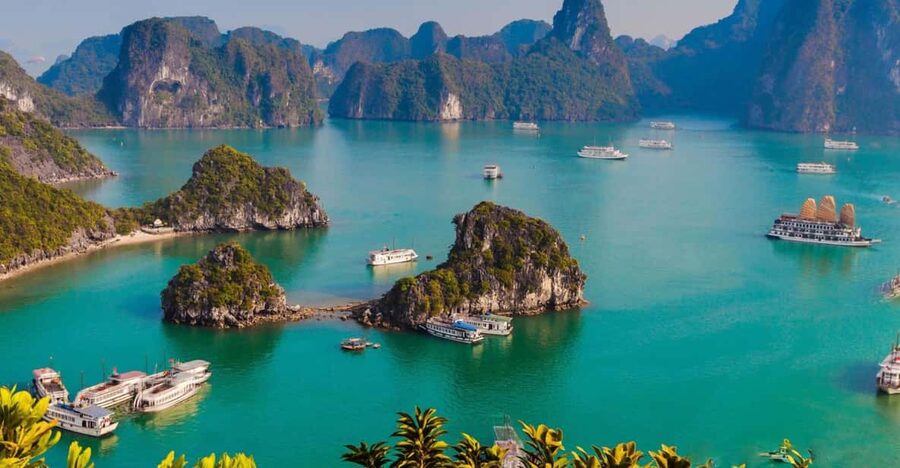 Ha Long 1 Day Luxury Small Group & Kayaking - How the schedule feels in real terms