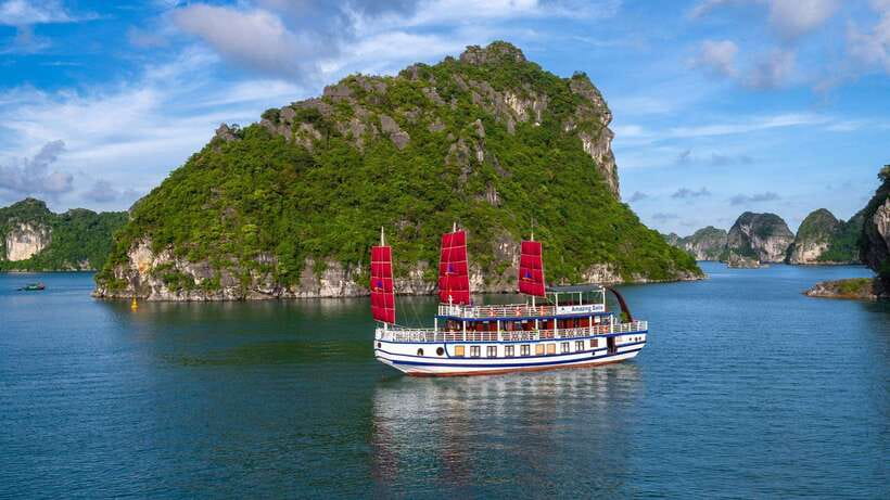 Ha Long Bay - Bai Tu Long Bay Luxury Boat Tour & Transfer - Boarding the luxury boat at Ha Long International Cruise Port