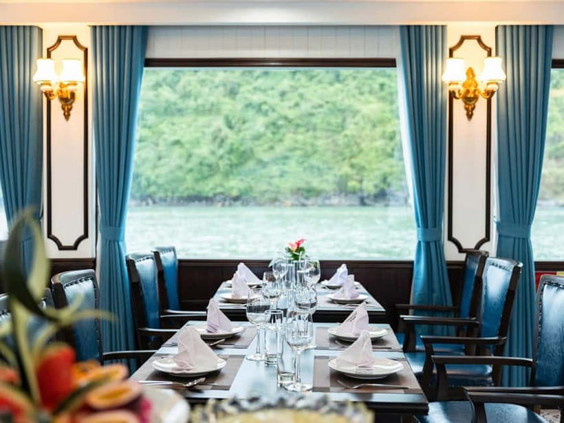 Ha Long Bay- Luxury Day Cruise, Lunch& Kayaking&Sunset party - What the $51 price really covers
