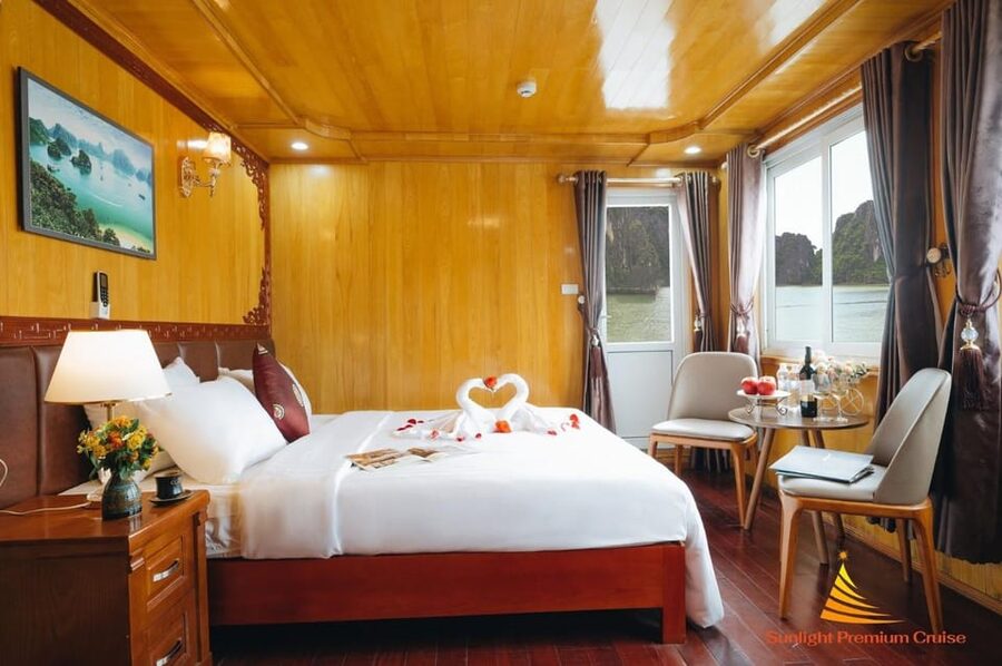 Ha Noi: Lan Ha Bay luxury cruise with private bancony, meals - Should you book the Lan Ha Bay cruise?