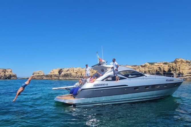 Half Day Private Luxury Yacht Marina Albufeira - The cruise toward Benagil