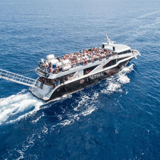 Half-day VIP Cruise: Shipwreck & Blue Caves - Entering the Blue Caves