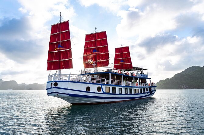 Halong Amazing Sail Luxury 1 Day Small Group Tour 7-Hour Cruising - Starting at 7:00 am and reaching the port