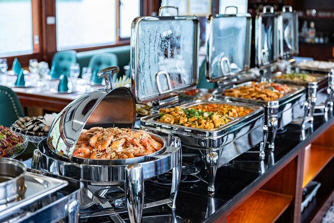 Halong bay 5star Cruise Day Trip: Buffet lunch & Limousine bus - Seafood lunch with the karst islets outside