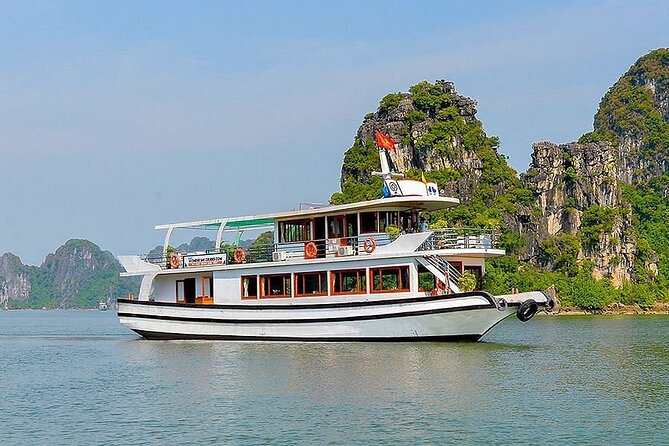 Halong Bay Cruise Luxury Full Day Tours - Kayaking for a closer look