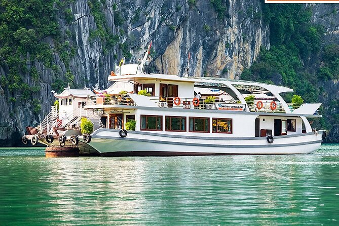 Halong Bay Cruise Luxury Full Day Tours - Is the boat really luxurious?