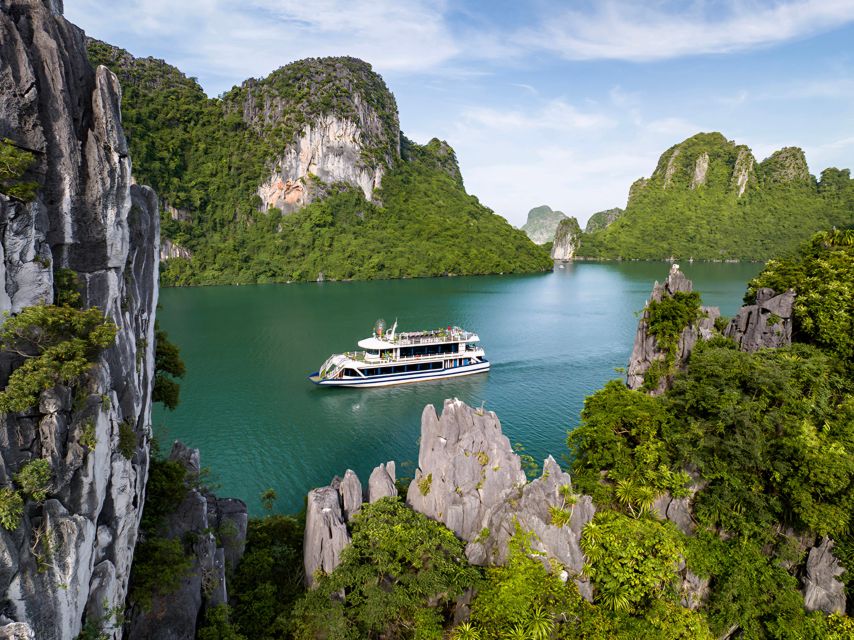 Halong Bay Luxury Cruise with Kayaking & Lunch Buffet - Sunset snacks on the return cruise