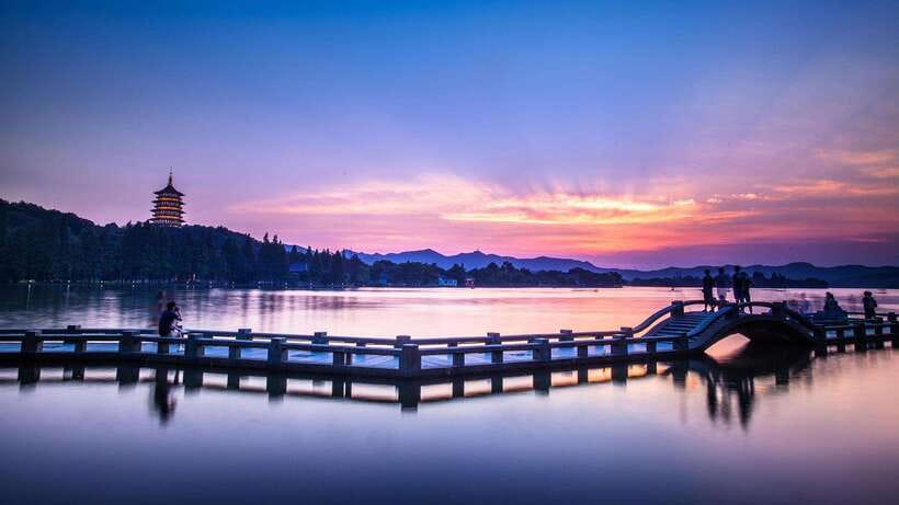 Hangzhou:Luxury West Lake Cruise+Santan Yinyue Island Ticket - Why Santan Yinyue Island is worth the boat ride